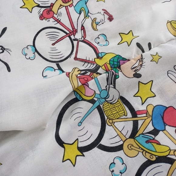 Custom Reworked Vintage 1990s Mickey Mouse Cycling Friends Bennygonia Shorts - Picture 7 of 7